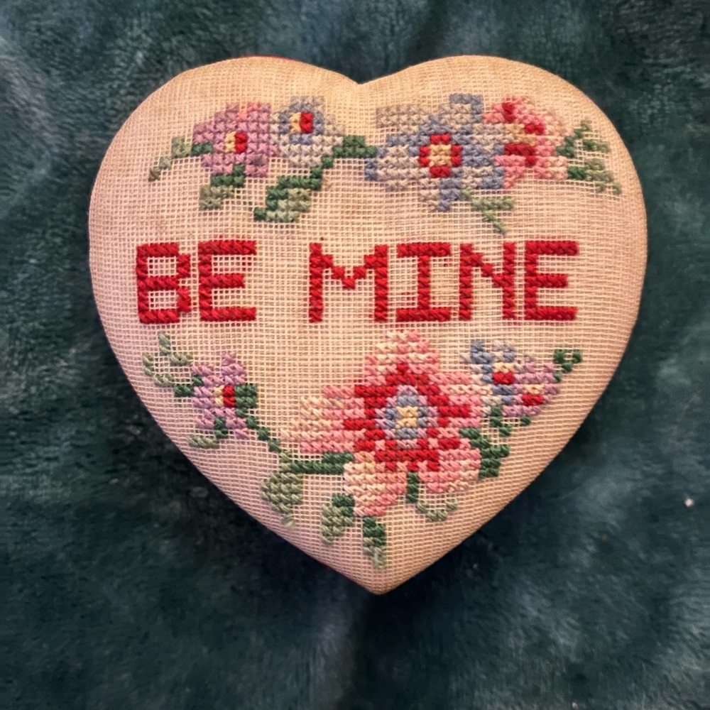 Vintage Heart Storage Box